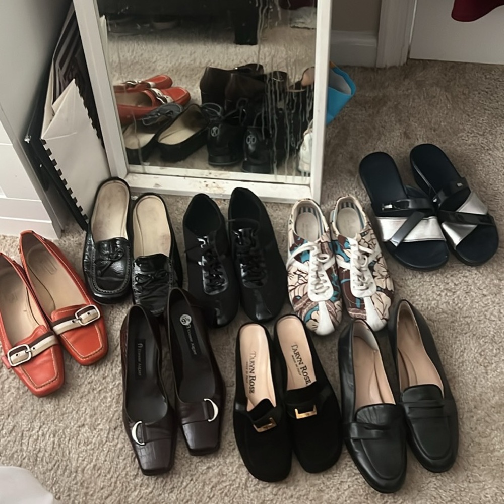 Stylish Black Loafers for Women